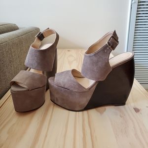 BNIB Loeffler Randall x SUNO Estrella platform sz5